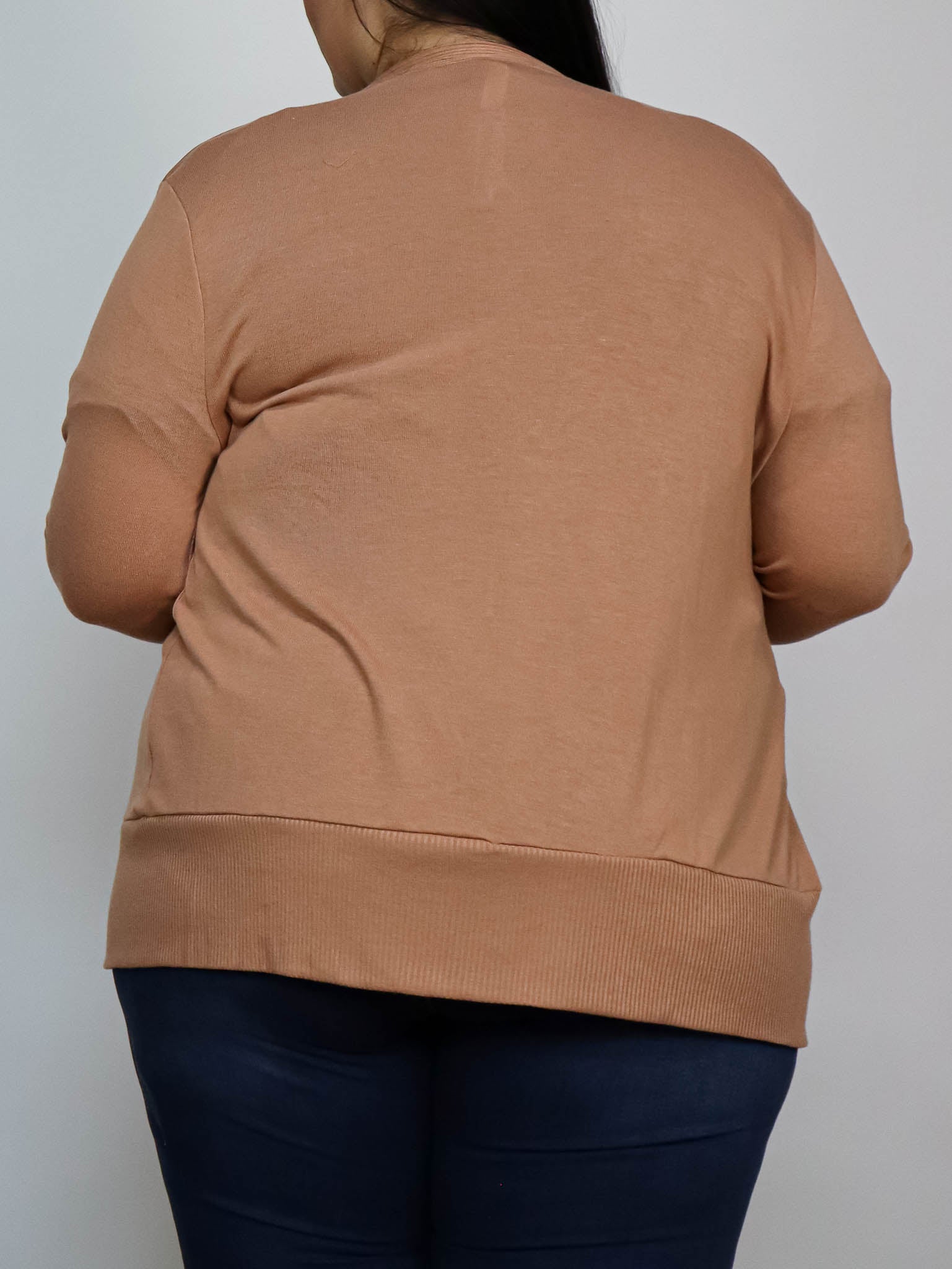 Suéter básico tejido extra