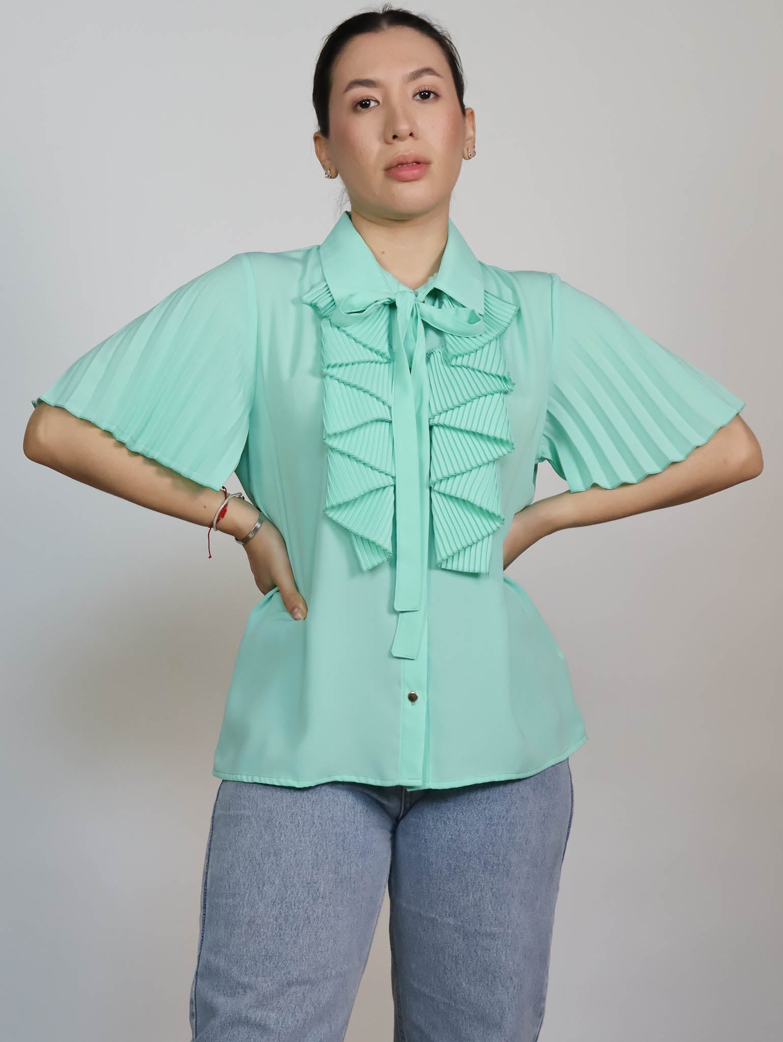 Blusa menta plisada