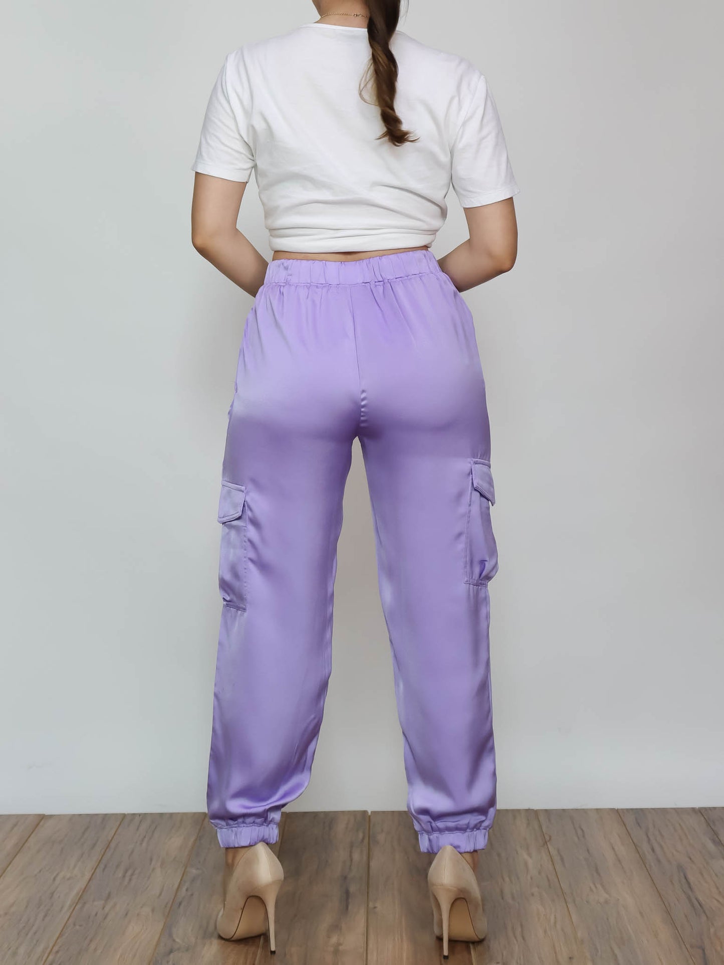 Pantalon tipo jogger lila